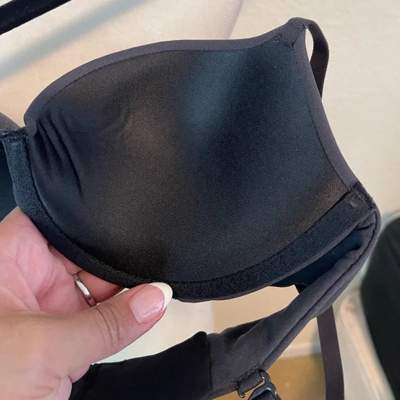 SKIMS FE Underlined Demi Bra - Picture 2 of 3